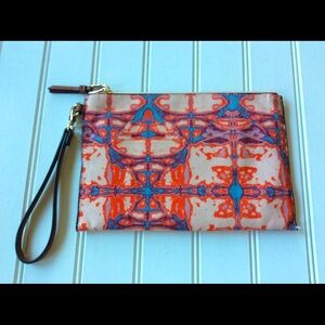 Inc International Concepts Molyy Writlet/ Clutch.